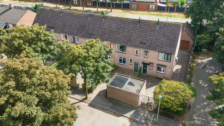 Photo 5 of Zwaluwstraat 38