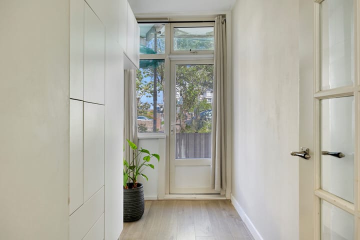 Foto 16 van Wassenaarsestraat 126