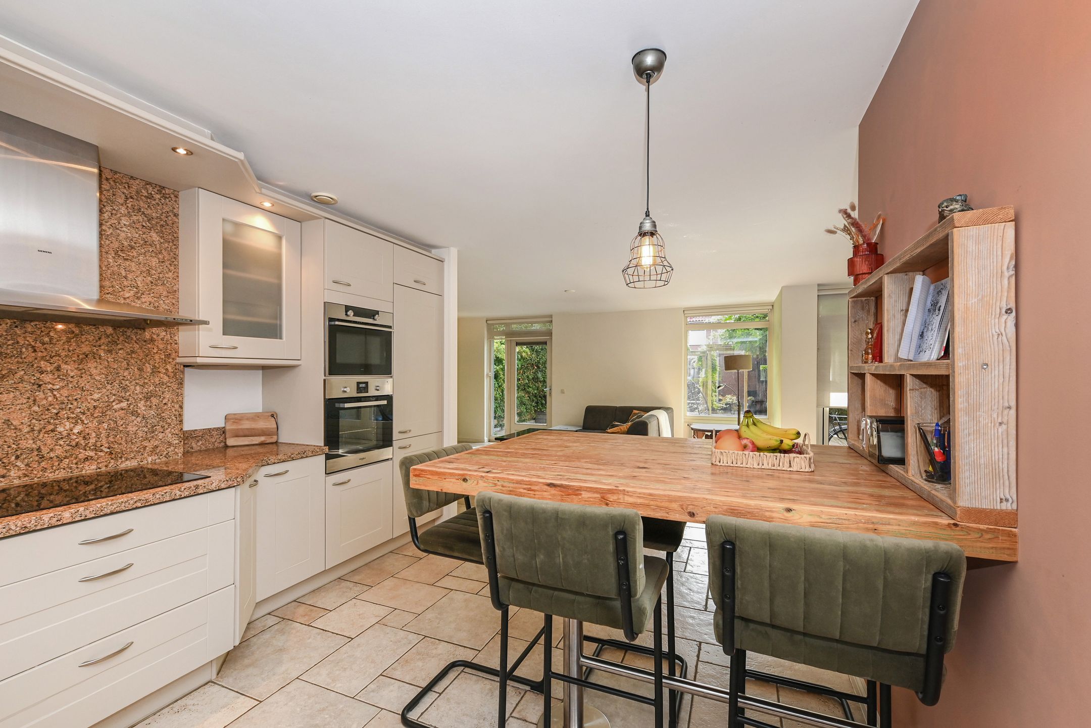 Foto 18 van Benthuizenstraat 12