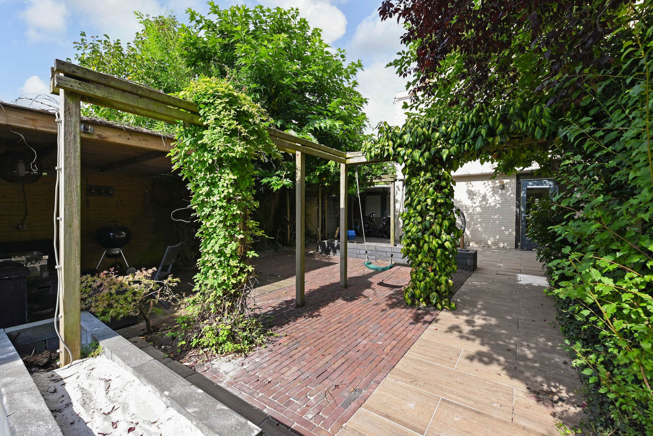 Foto 27 van Benthuizenstraat 12