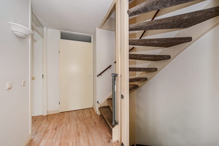 Foto 30 van Benthuizenstraat 12