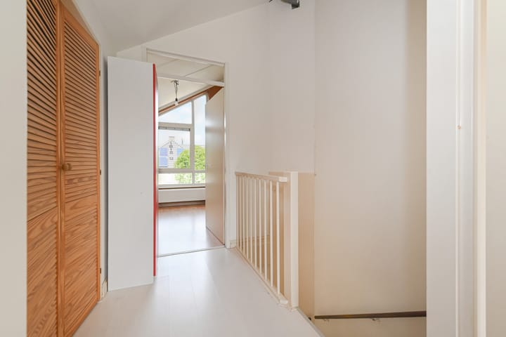 Foto 41 van Benthuizenstraat 12