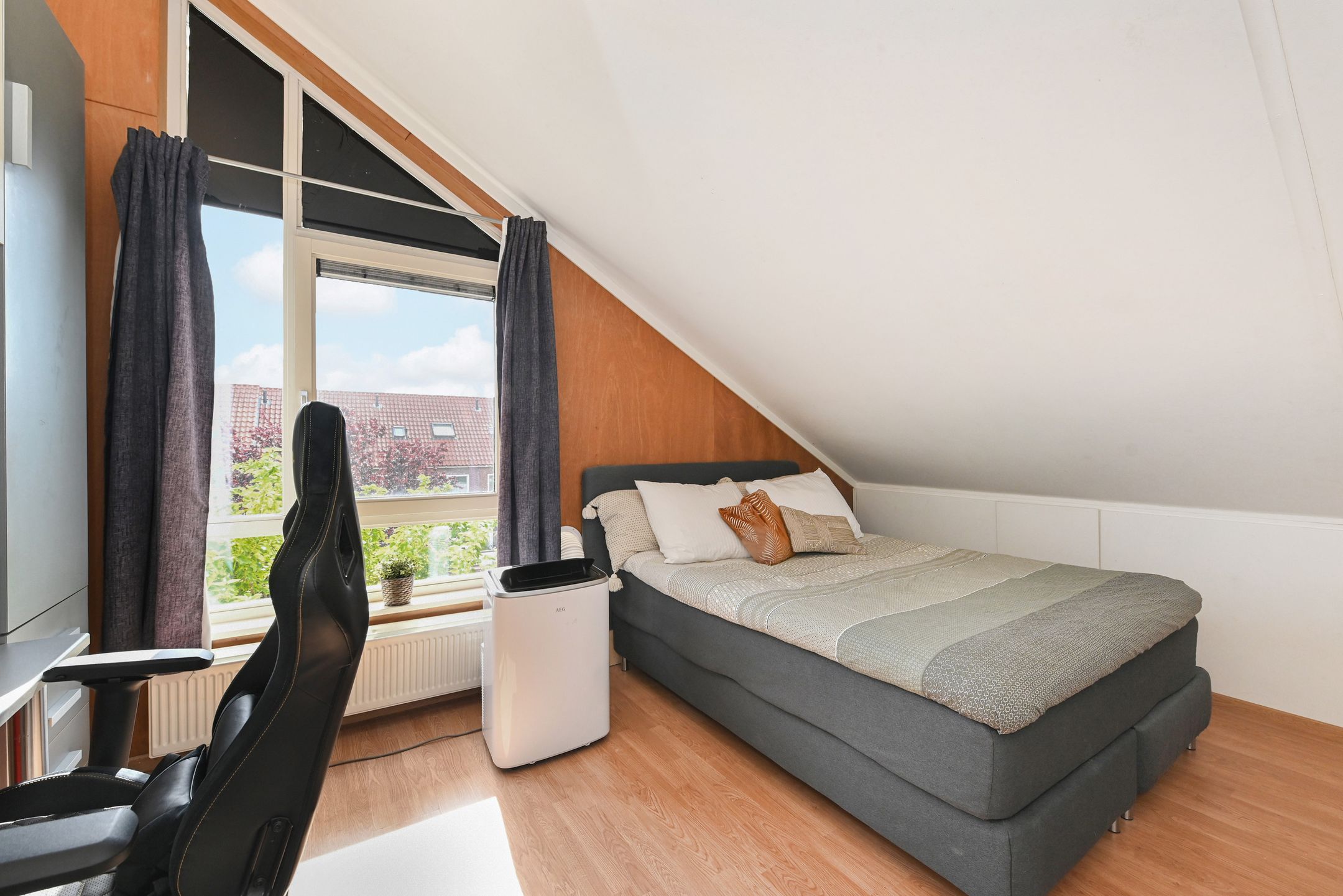 Foto 42 van Benthuizenstraat 12