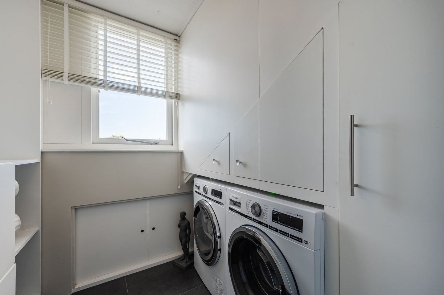 Photo 34 of Anemoonstraat 32