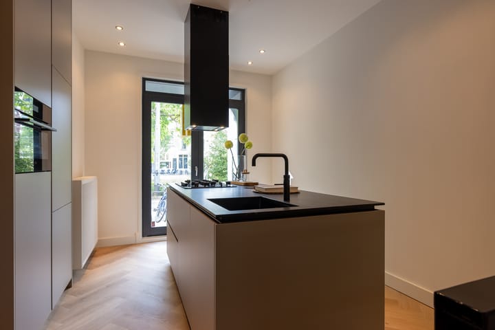 Photo 11 of Provenierssingel 29-A