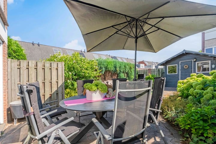 Foto 24 van Neeringerweg 19