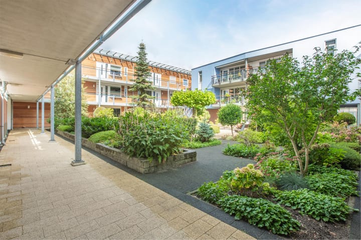 Photo 12 of van Duivenvoordestraat 62