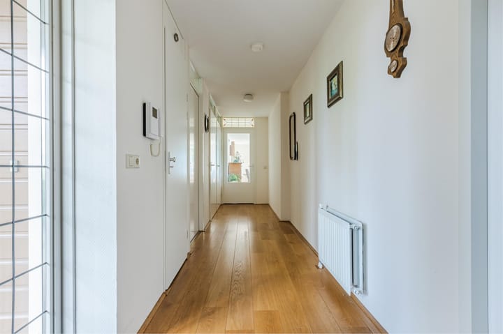 Photo 14 of van Duivenvoordestraat 62