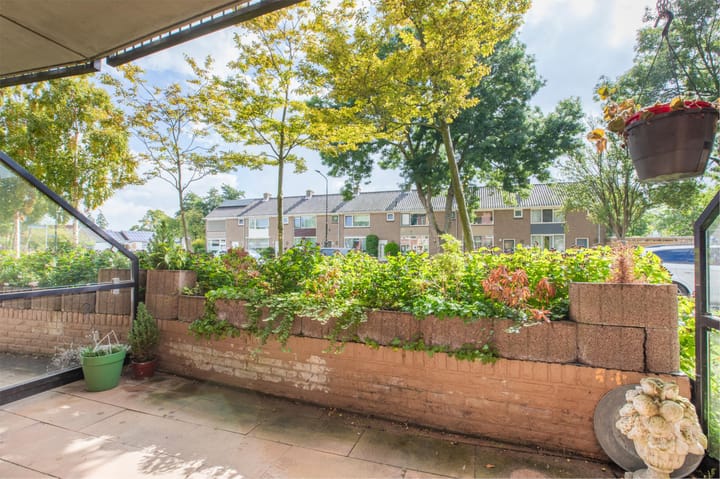 Photo 42 of van Duivenvoordestraat 62