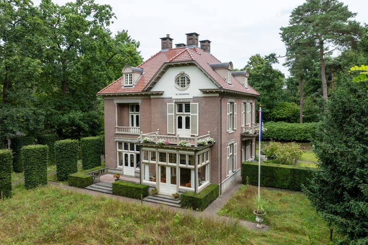 Photo 80 of F.A. Molijnlaan 88