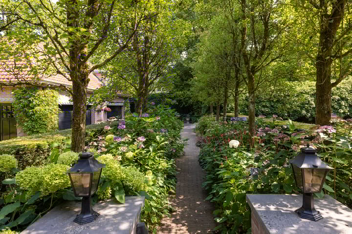 Photo 88 of F.A. Molijnlaan 88