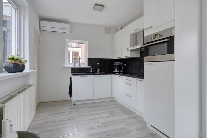 Foto 14 van K. ter Laanstraat 47