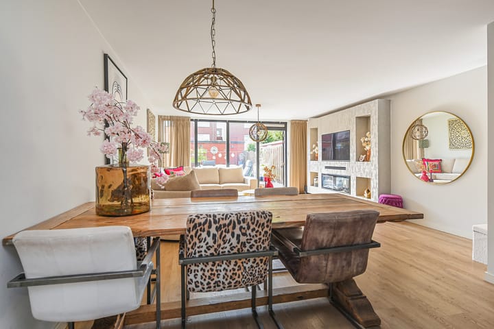 Foto 12 van Woudenbergstraat 28-A