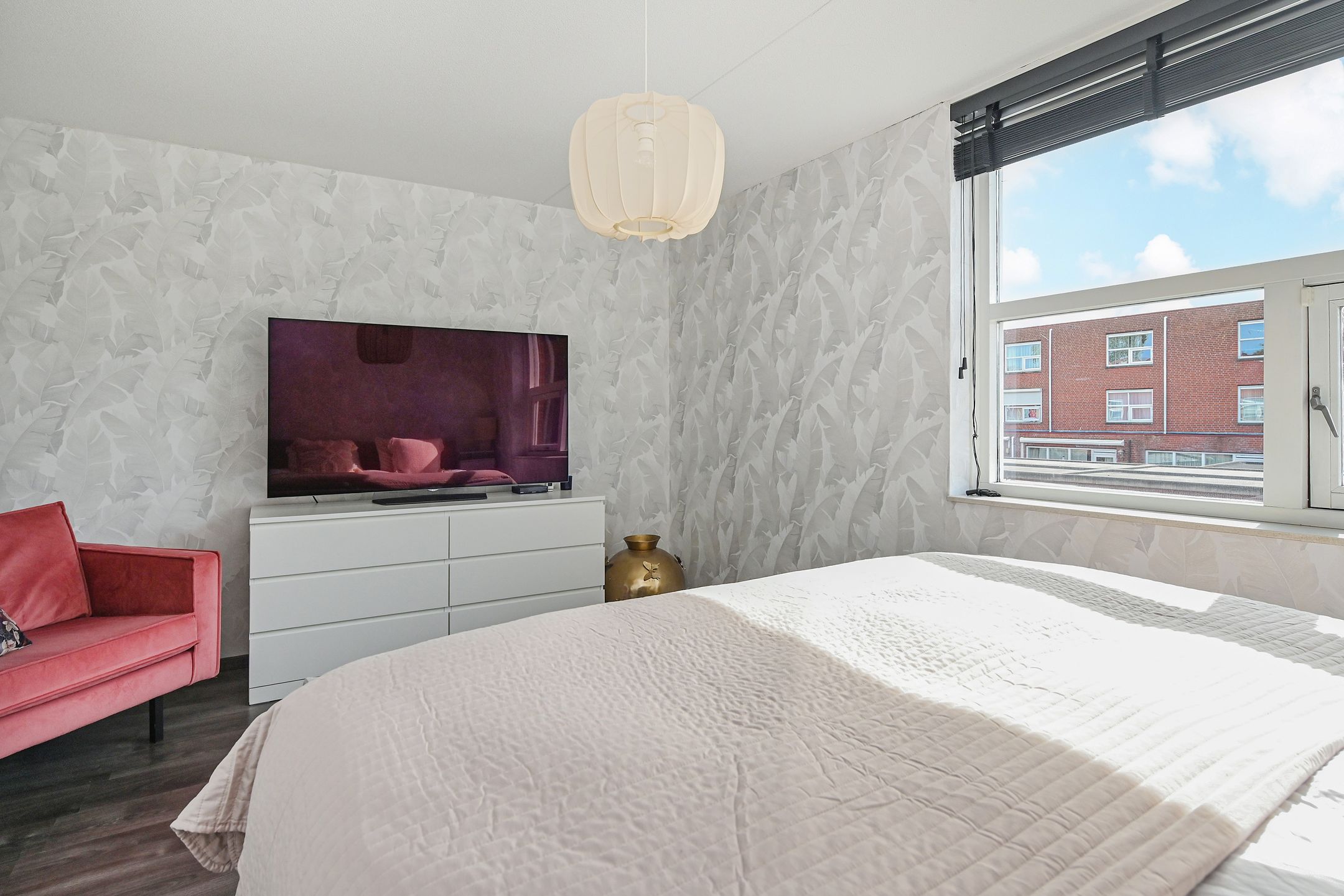 Photo 27 of Woudenbergstraat 28-A