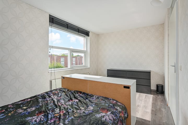 Foto 30 van Woudenbergstraat 28-A