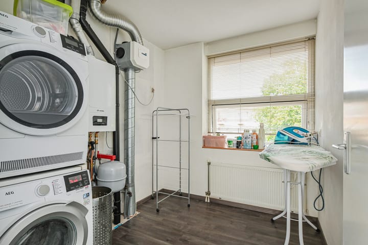 Foto 35 van Woudenbergstraat 28-A