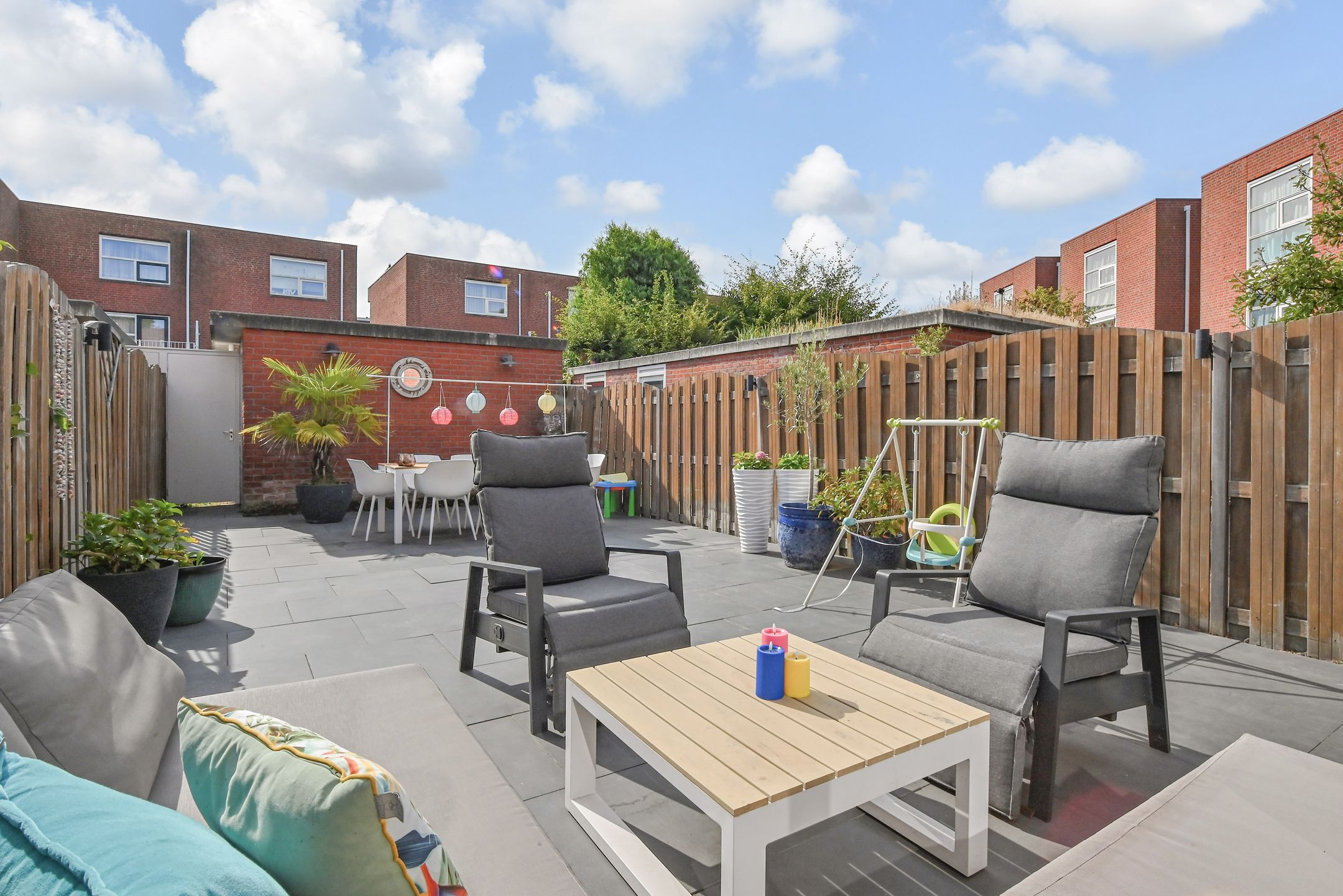 Photo 39 of Woudenbergstraat 28-A