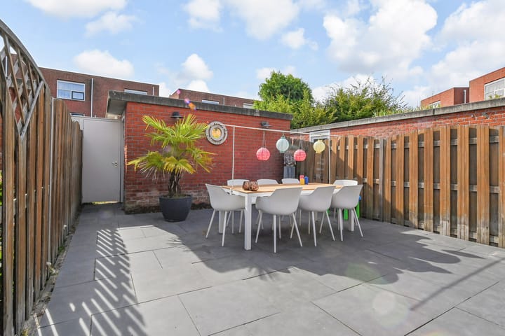 Foto 40 van Woudenbergstraat 28-A