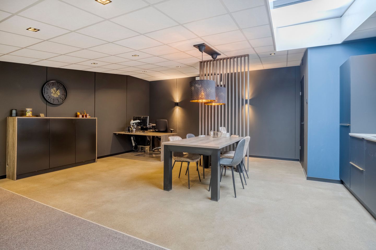 Bekijk foto 4 van de Veiling 8-a
