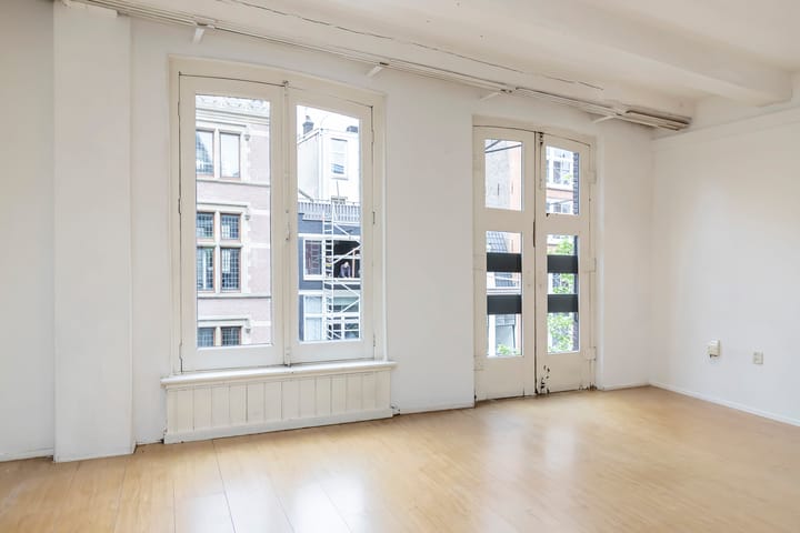 Foto 10 van Spuistraat 76-C