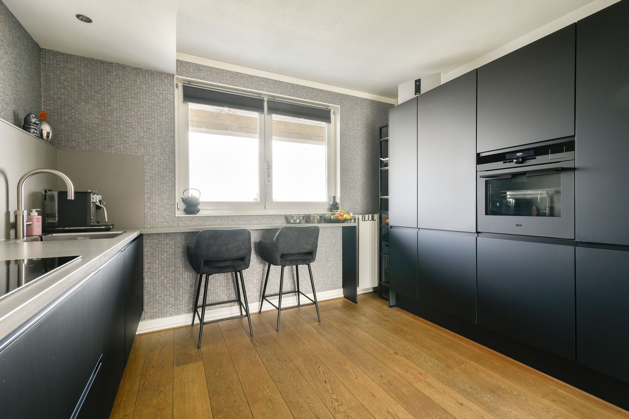 Foto 3 van Hoofdweg 716