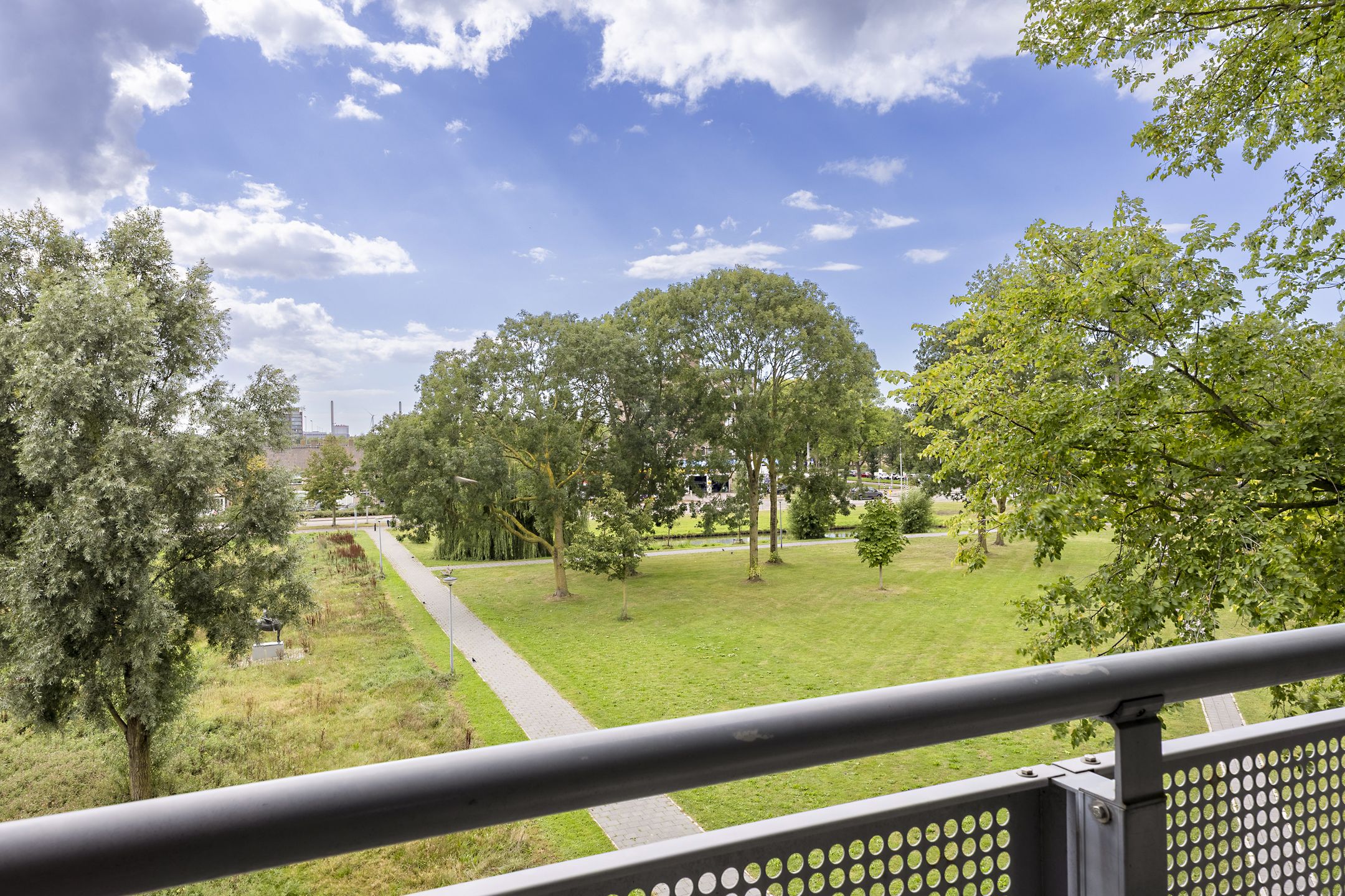 Foto 24 van Adigestraat 125