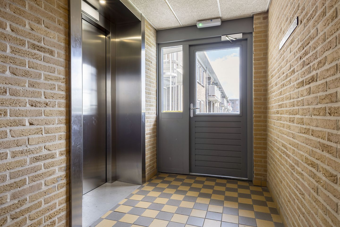 Foto 25 van Adigestraat 125