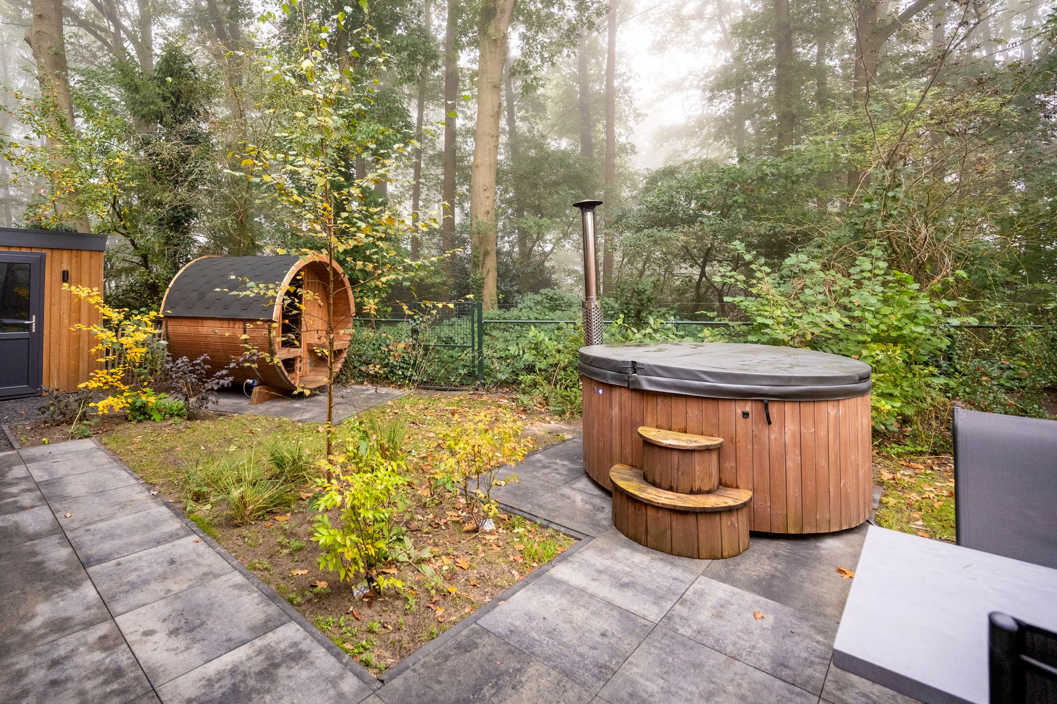2-bedroom freehold villa in Wekerom — photo 3 of 5