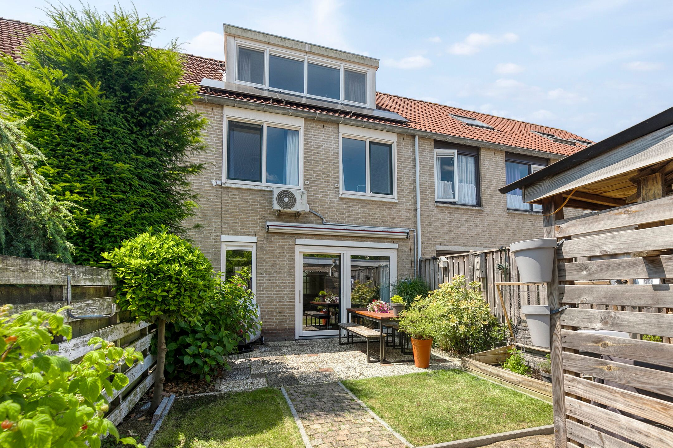 Foto 30 van Hensbroekstraat 24