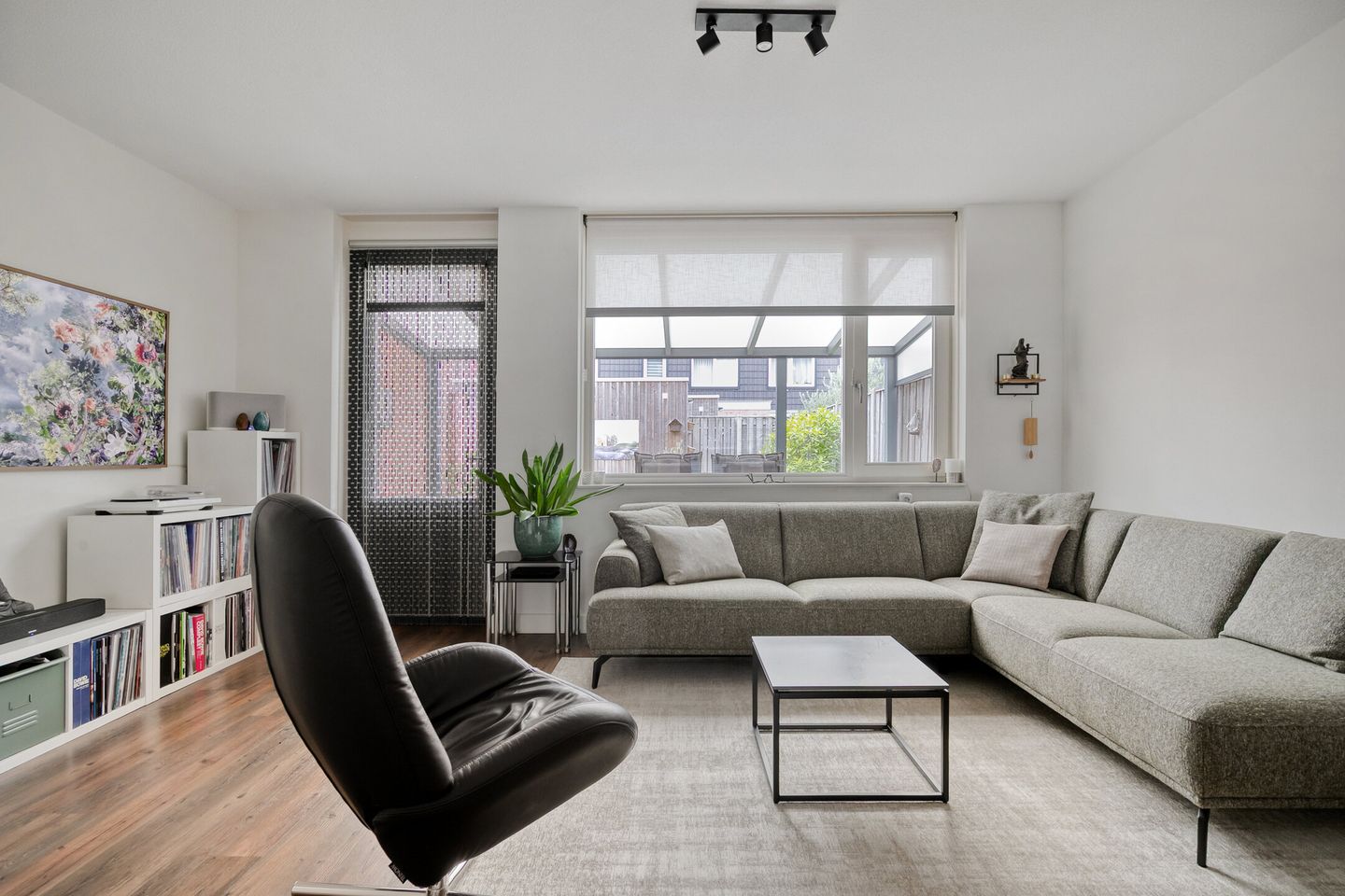 Foto 10 van van den Dungenstraat 3