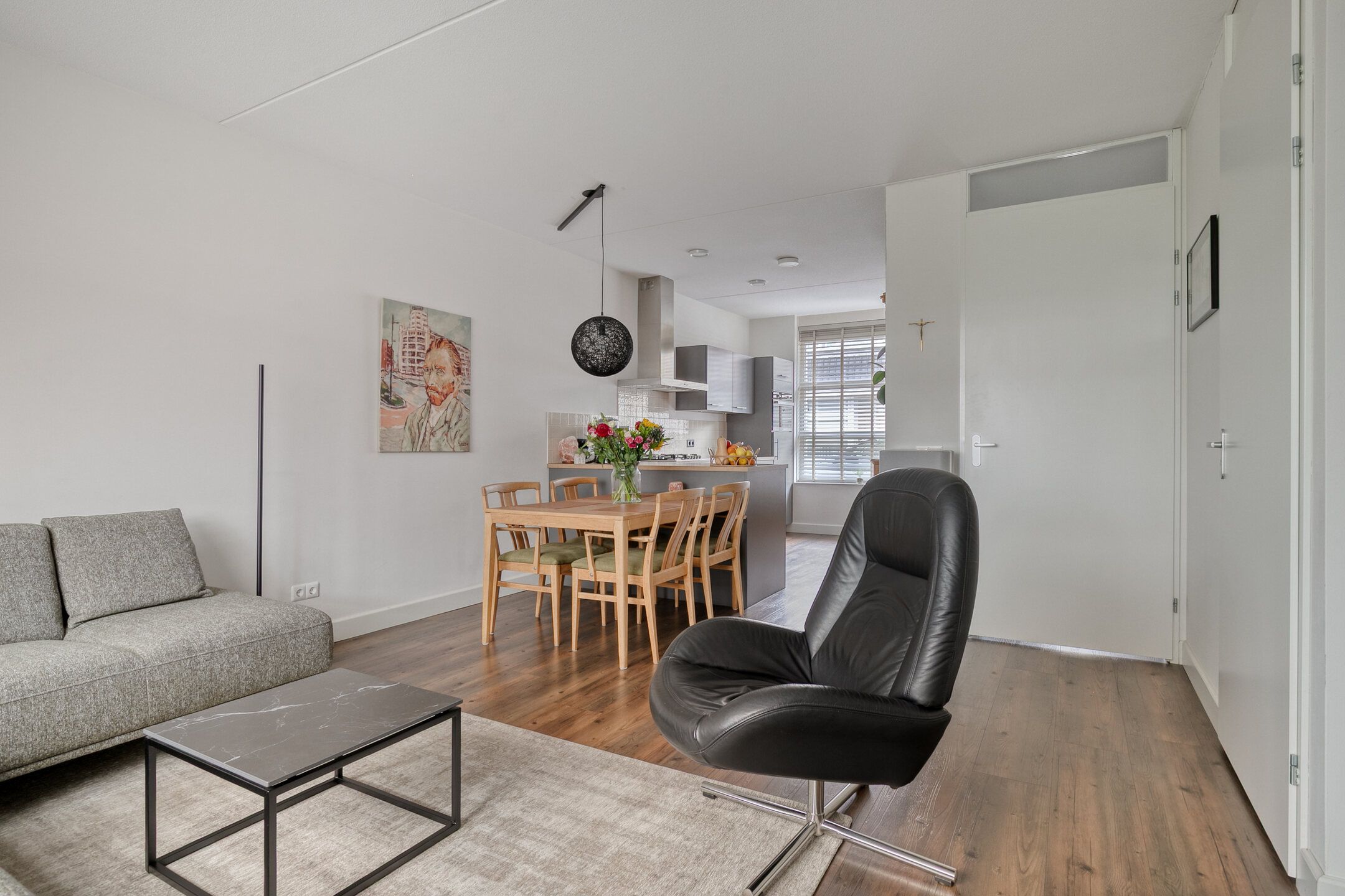 Foto 12 van van den Dungenstraat 3