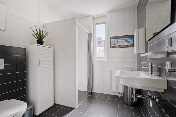 Foto 26 van van den Dungenstraat 3