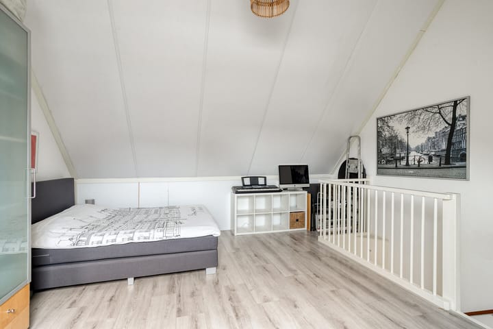 Foto 31 van van den Dungenstraat 3