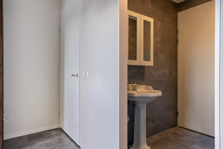 Photo 17 of Haven 11-B