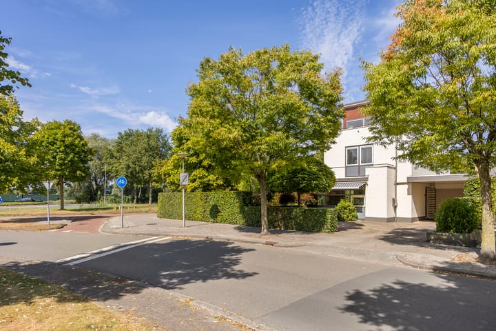 Foto 45 van Parijsstraat 1