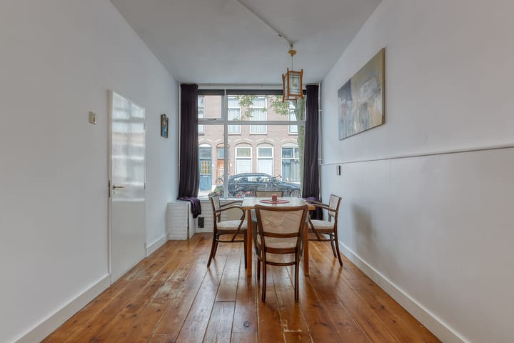 Photo 5 of Nassaustraat 13