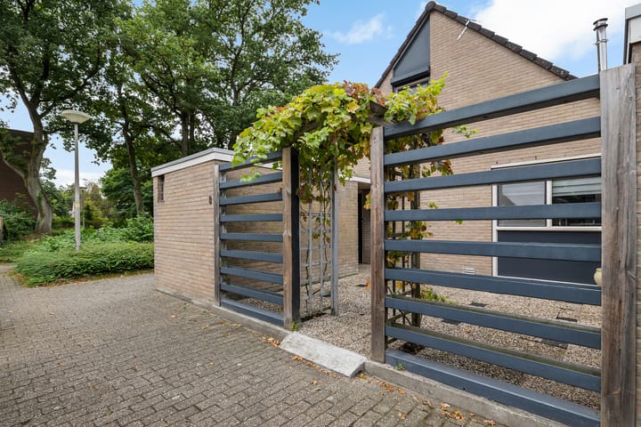 Photo 3 of Zweelerbrink 8