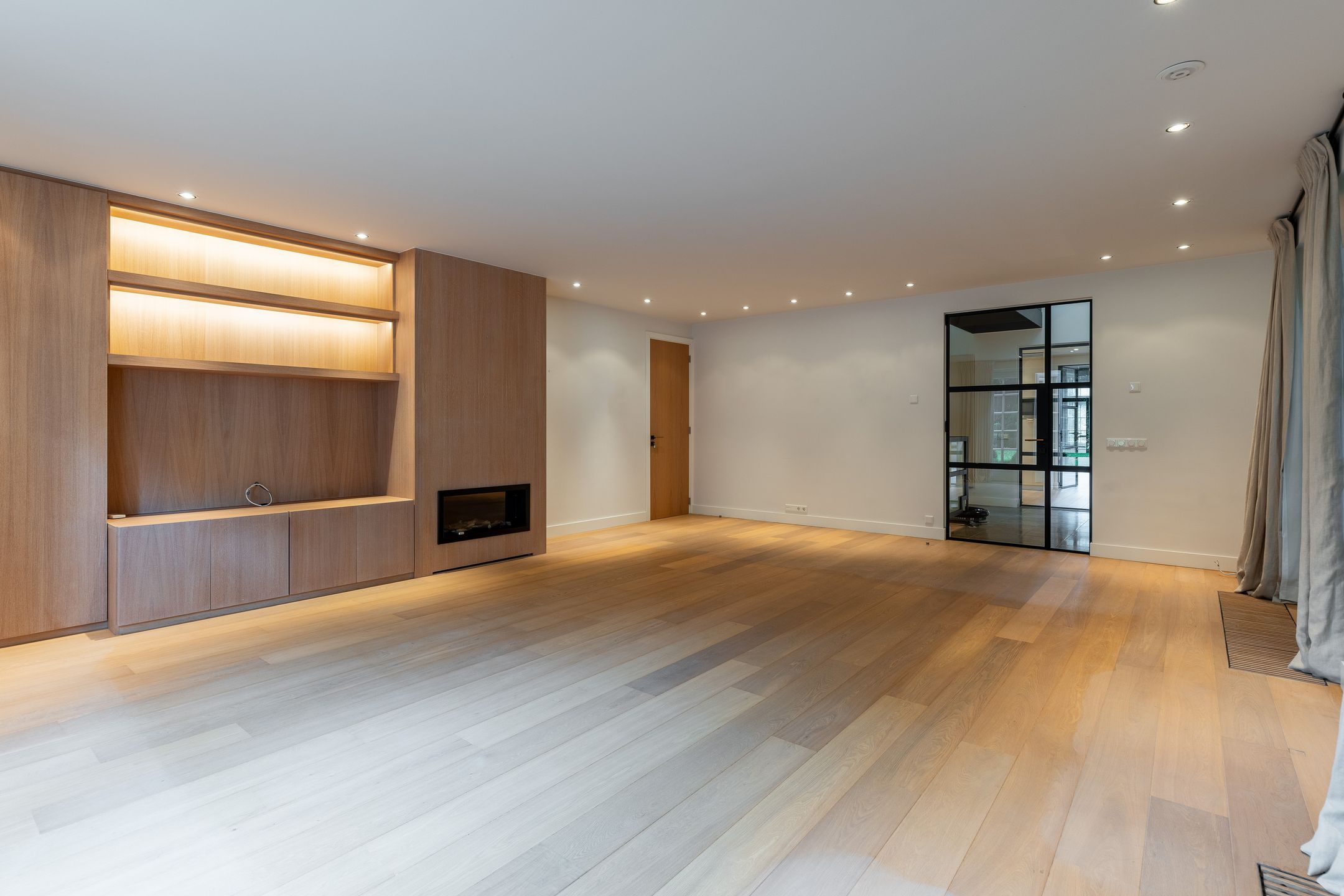 Foto 18 van Wally Moesweg 16