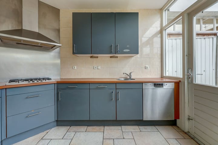 Foto 10 van Van Ruysdaelstraat 34