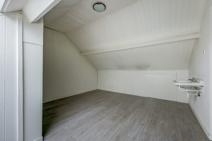 Foto 28 van Van Ruysdaelstraat 34