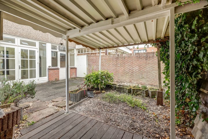 Foto 29 van Van Ruysdaelstraat 34