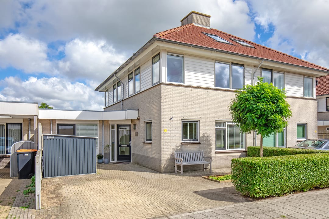 Foto 2 van Hoefslag 57