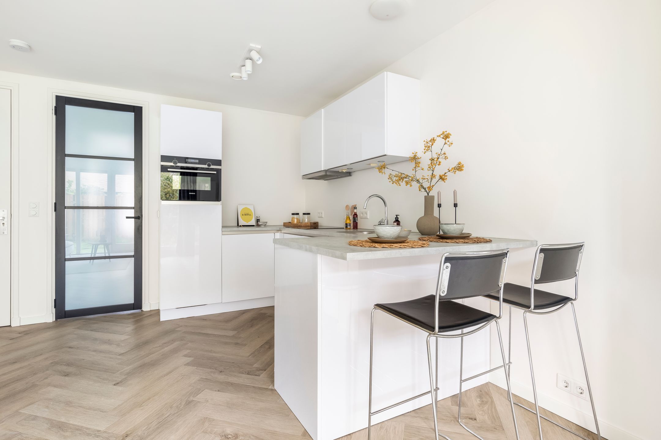 Photo 9 of Raoul Wallenbergstraat 66-A