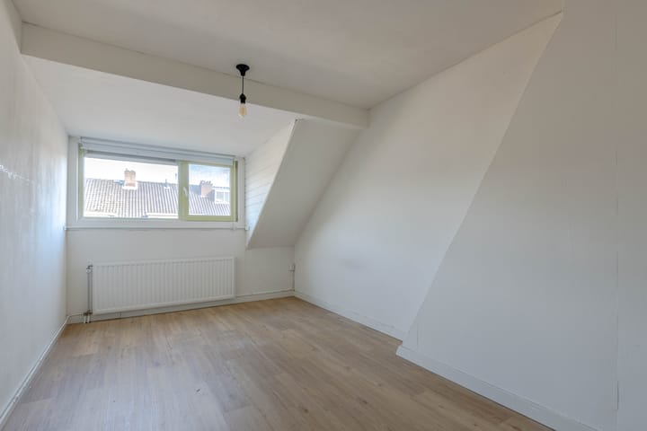 Foto 18 van Zweedsestraat 147-B01