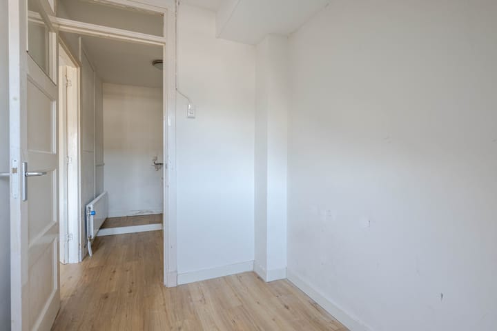 Foto 23 van Zweedsestraat 147-B01