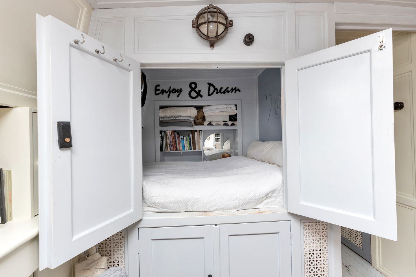 Photo 34 of Purmerdijk 1-G