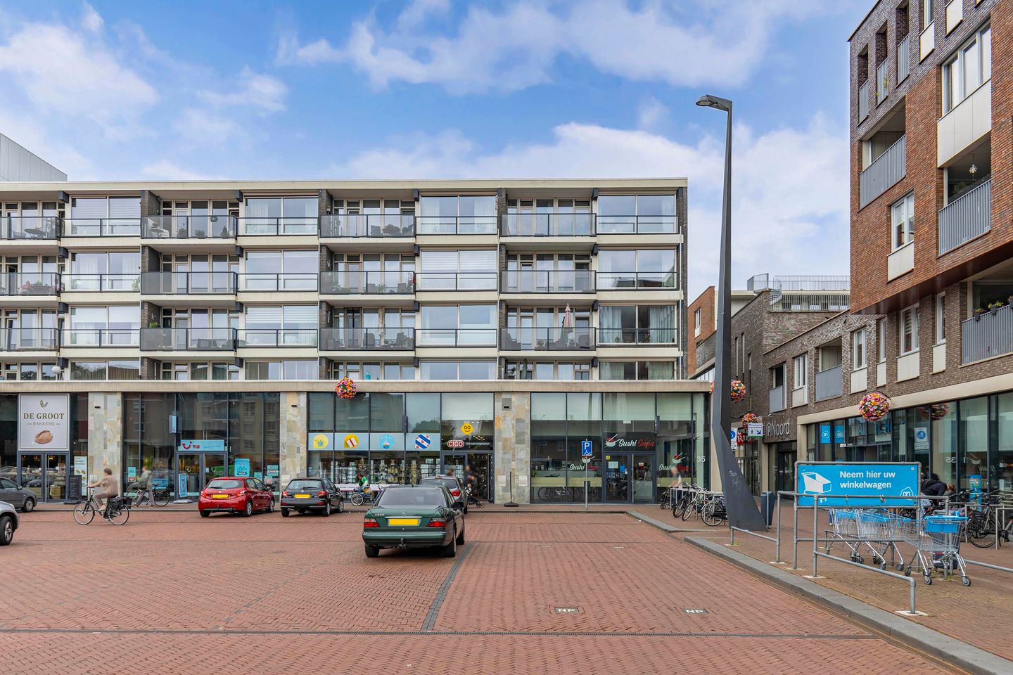 Photo 5 of Raadhuisplein 184