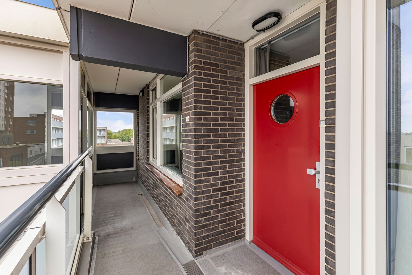 Photo 10 of Raadhuisplein 184