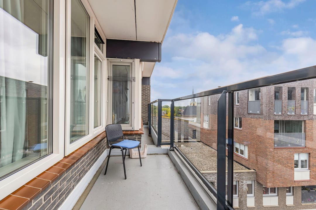 Photo 23 of Raadhuisplein 184