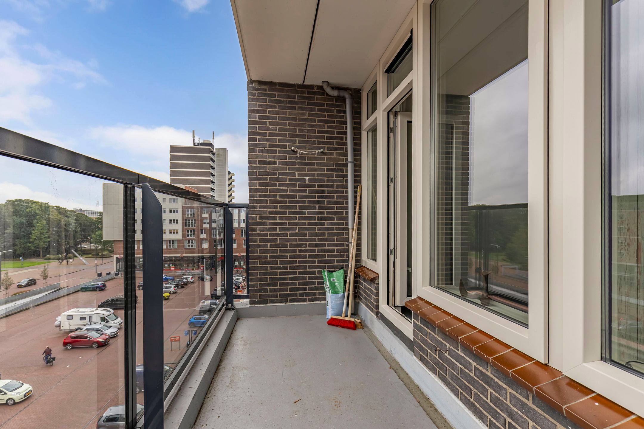 Photo 24 of Raadhuisplein 184